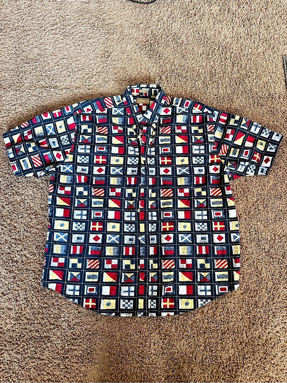 VTG Natural Issue Men's Geometric Button Down Blue & Red Size Large